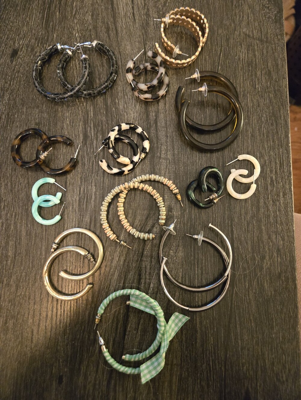 Mixed Women's Hoop Earring Set in Green, Gold, Black, Cream